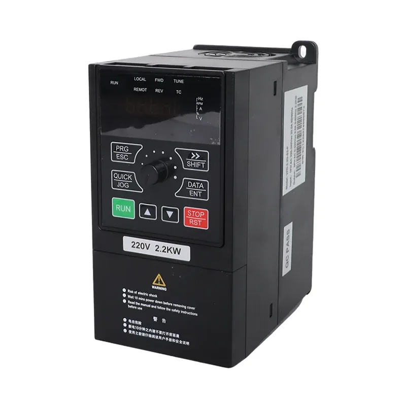 7.5kW/11kW 3 المرحلة 380V المضخة الشمسية وعاكس للأغراض العامة VFD